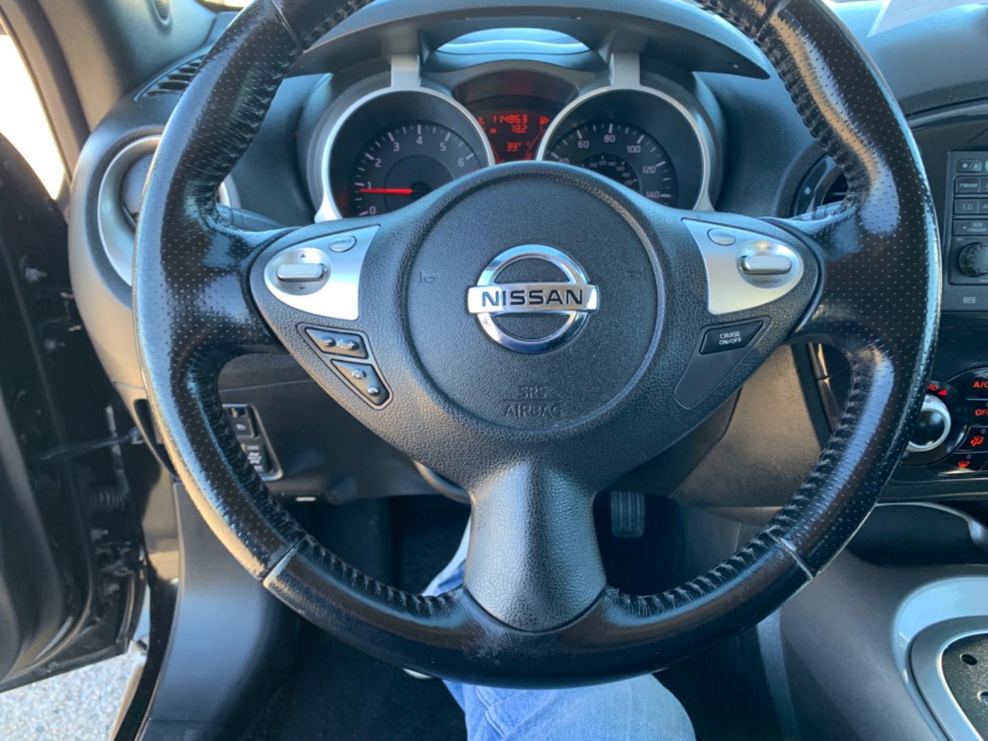 2013 Black /Black Nissan Juke (JN8AF5MV4DT) , AUTOMATIC transmission, located at 1830 North Belt Line Road, Irving, TX, 75061, (469) 524-0199, 32.834373, -96.993584 - Photo#15